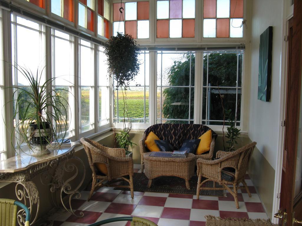 Ugbrooke Country Estate Hotel Lower Dashwood ภายนอก รูปภาพ