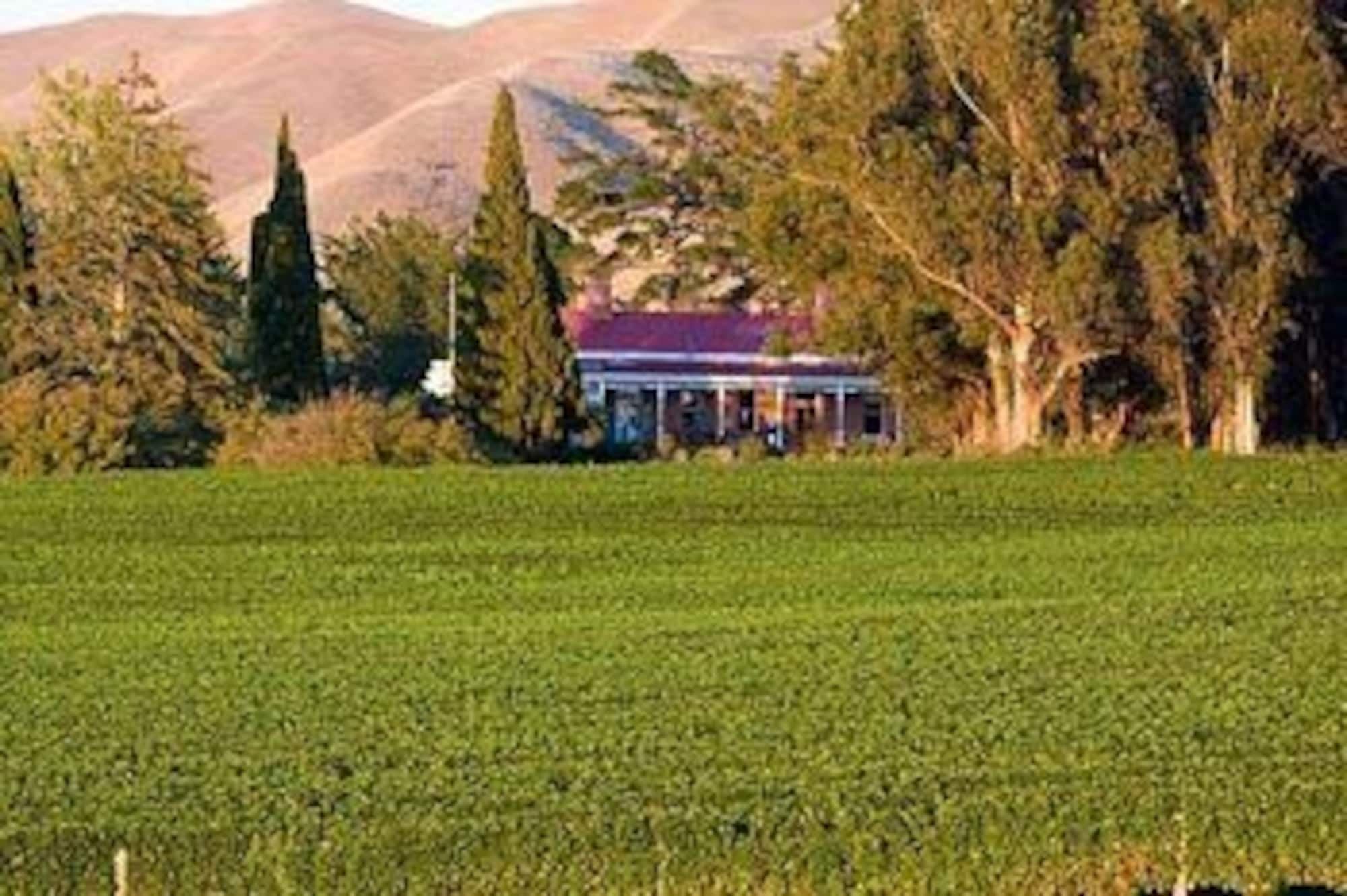 Ugbrooke Country Estate Hotel Lower Dashwood ภายนอก รูปภาพ